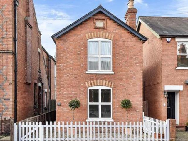 House for sale in Surrey, England