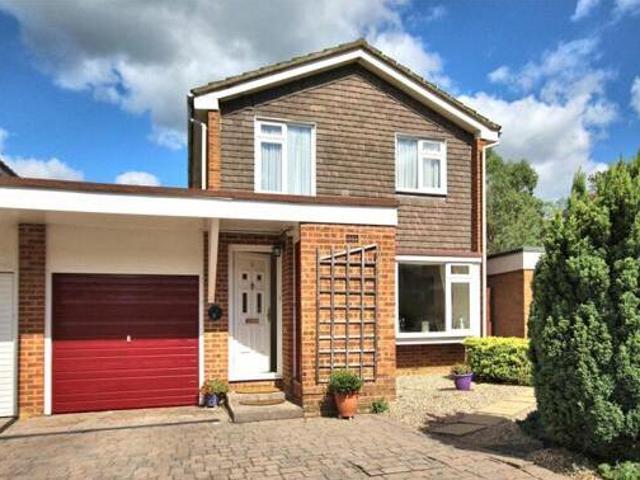 House for sale in Surrey
