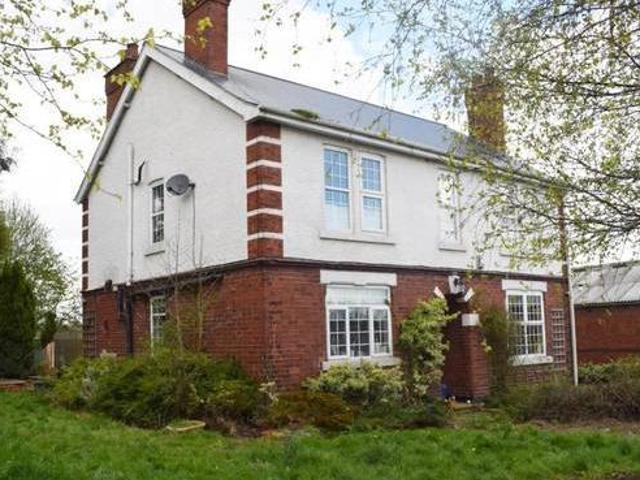 House for sale in East Midlands