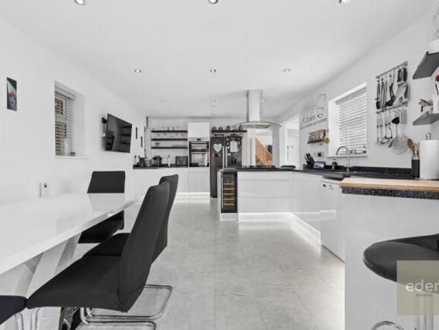Farm for sale in Maidstone, Kent