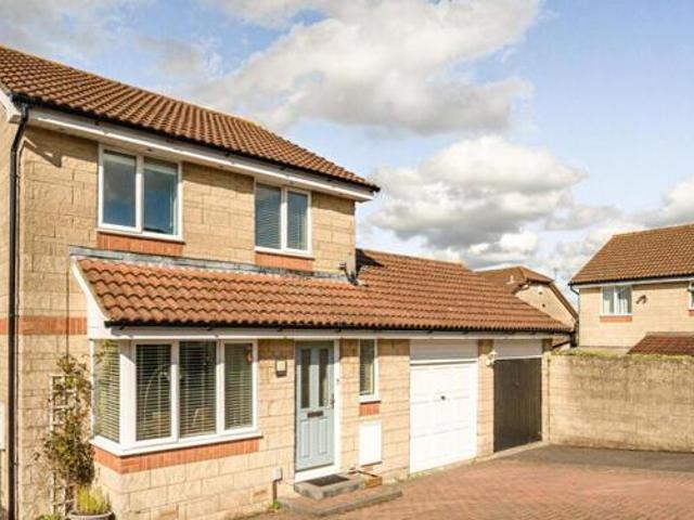 House for sale in Swindon