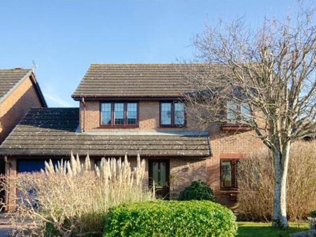 House for sale in Tadley, Basingstoke and Deane
