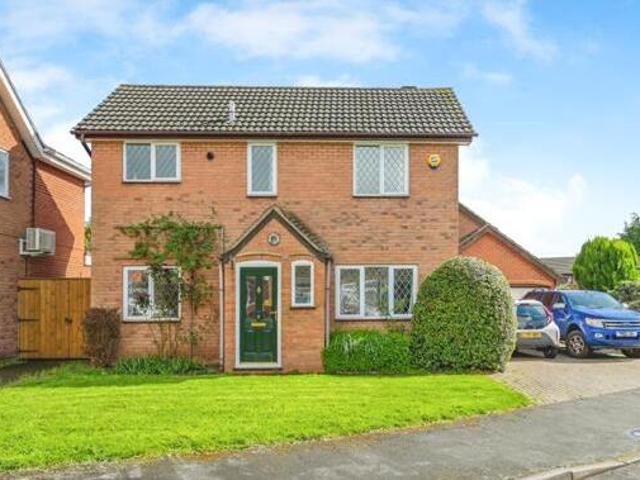 House for sale in Kettlebrook, Staffordshire