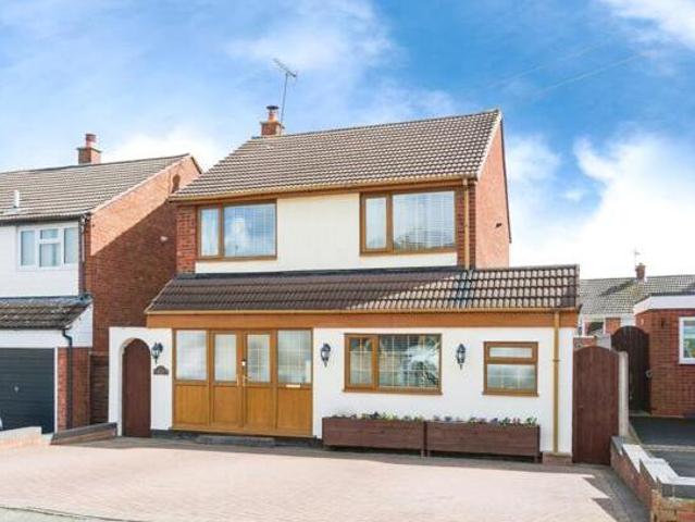 House for sale in Tamworth, Staffordshire