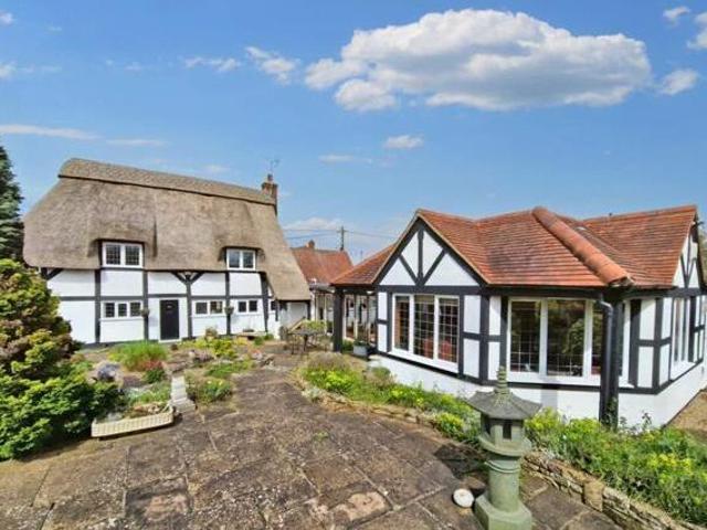 House for sale in Pamington, Gloucestershire