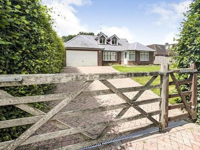 House for sale in Thatcham, West Berkshire