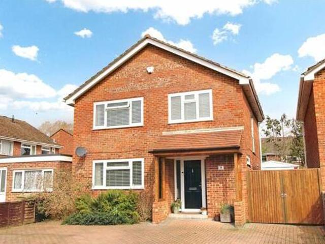 House for sale in Thatcham, West Berkshire