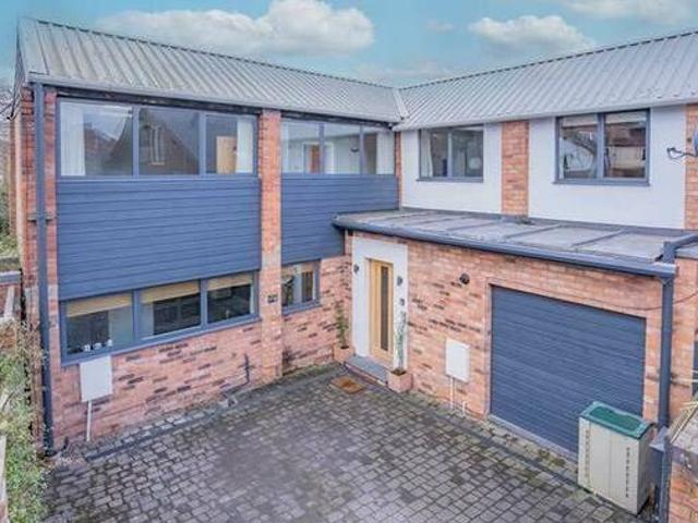 House for sale in Herefordshire, England