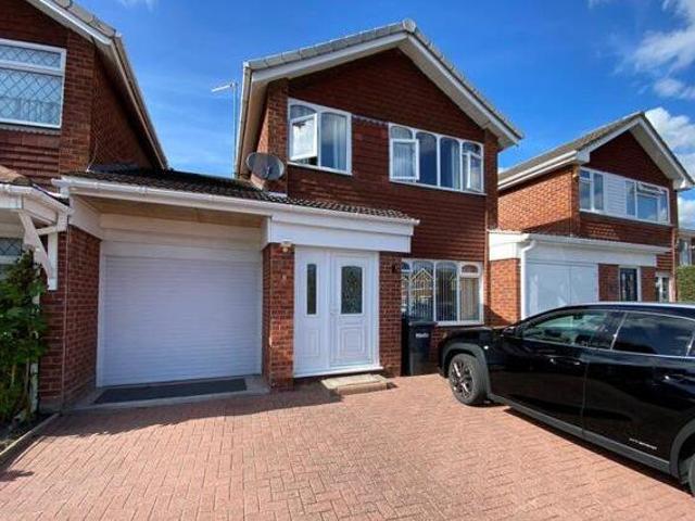 House for sale in Nuneaton, Nuneaton and Bedworth