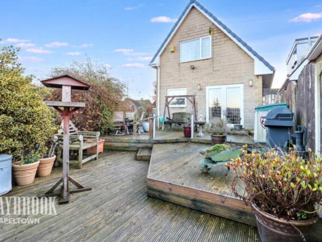 Farm for sale in Ecclesfield, South Yorkshire