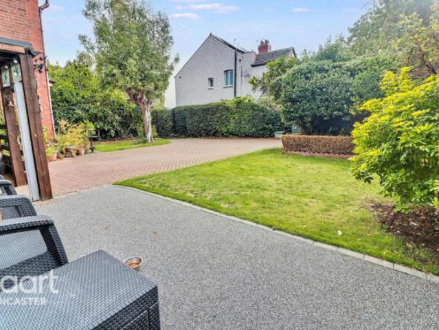 Property for sale in Balby, Doncaster