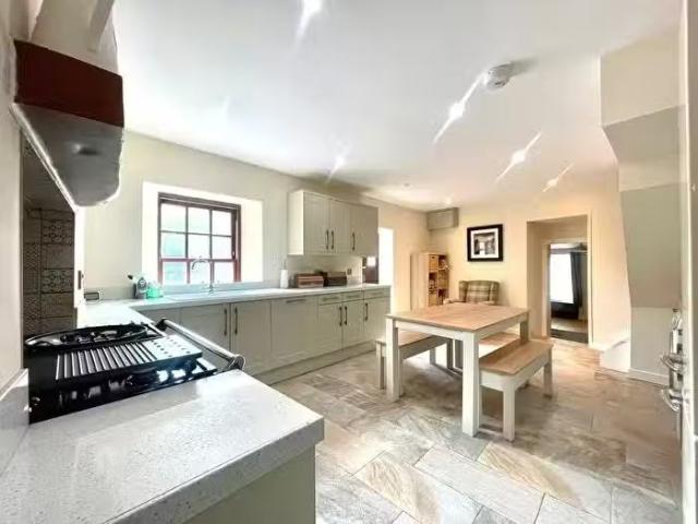 House for sale in Rumbling Bridge