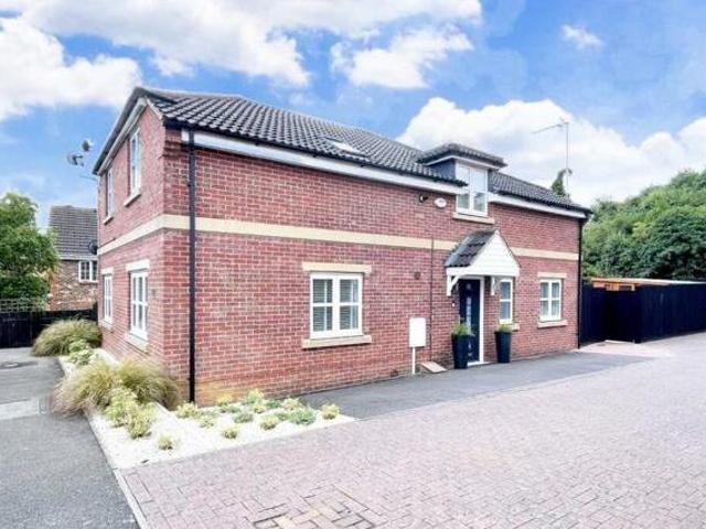 House for sale in Northampton, Northamptonshire