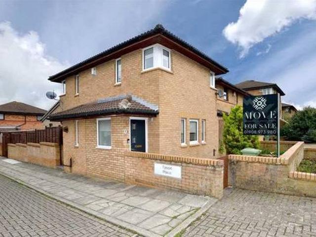 House for sale in Lyons, Greater London