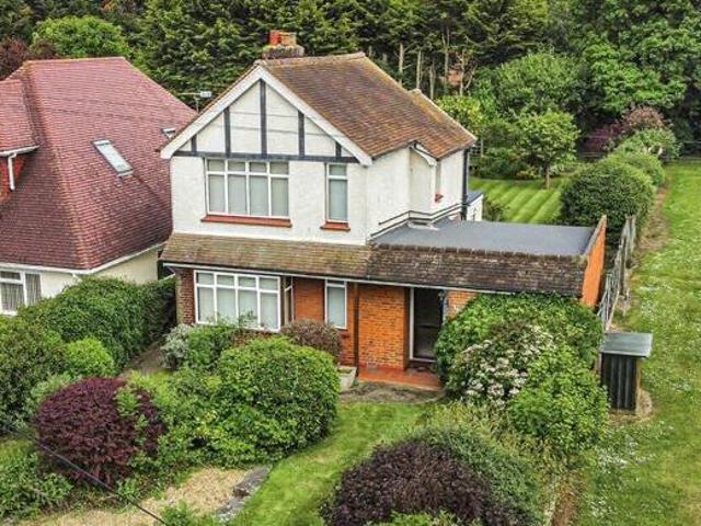 House for sale in Virginia Water, Runnymede