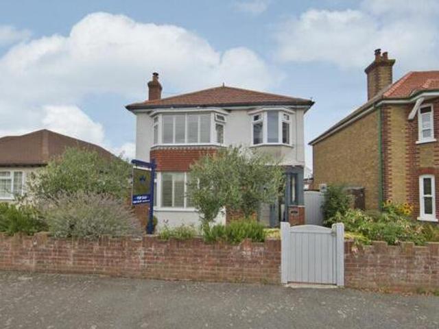 House for sale in Ash, Kent