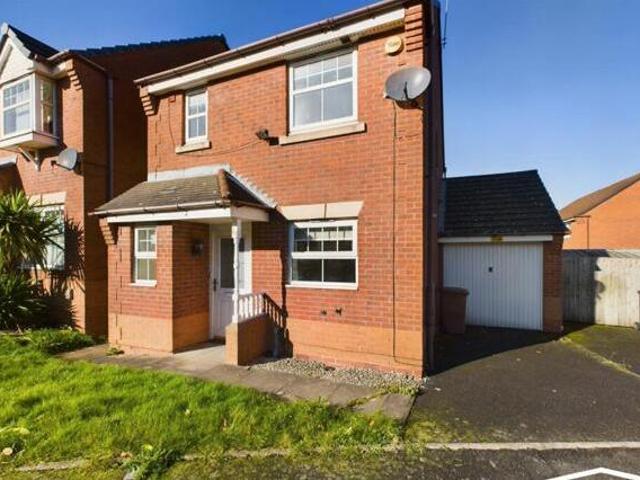 House for sale in Bloxwich, West Midlands