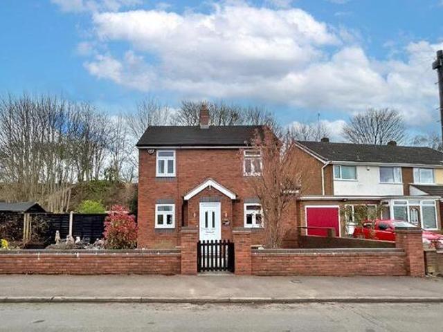 House for sale in Pelsall, West Midlands