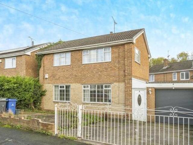 House for sale in Warmsworth, South Yorkshire