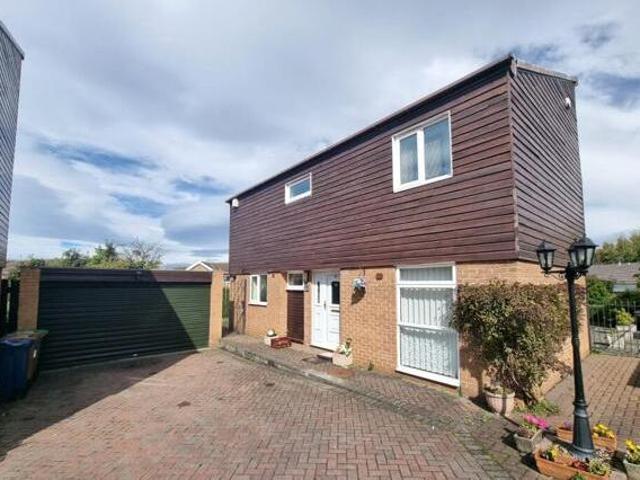 House for sale in Oxclose, Washington