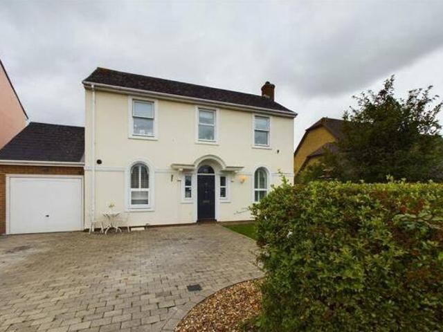 House for sale in Aylesbury, Buckinghamshire