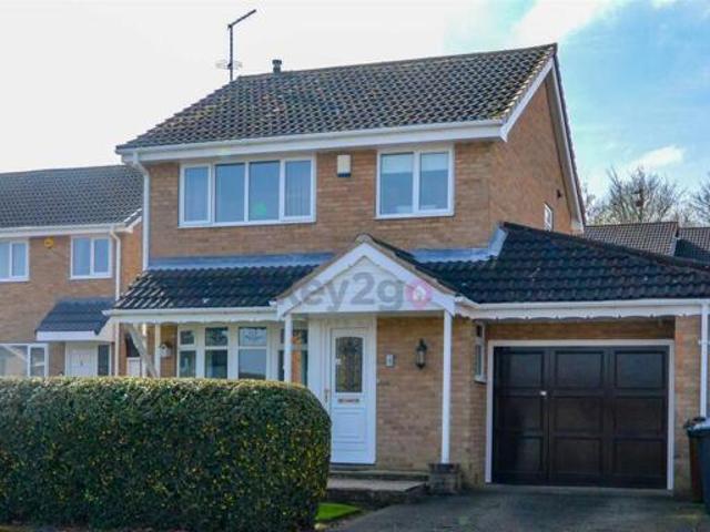 House for sale in Waterthorpe, South Yorkshire