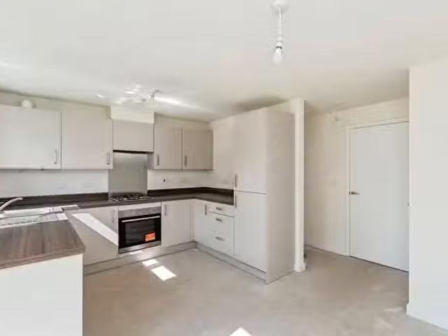 House for sale in Garden City