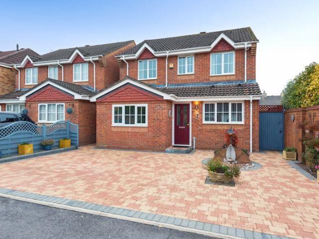 Farm for sale in Wentworth, South Yorkshire