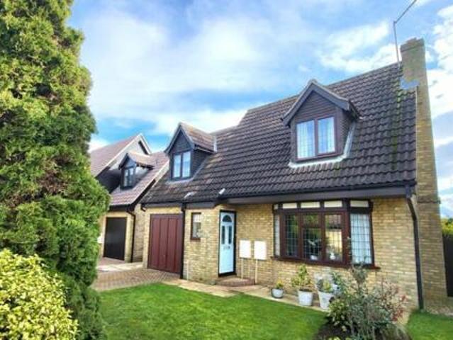 House for sale in Hampton Green, Cambridgeshire