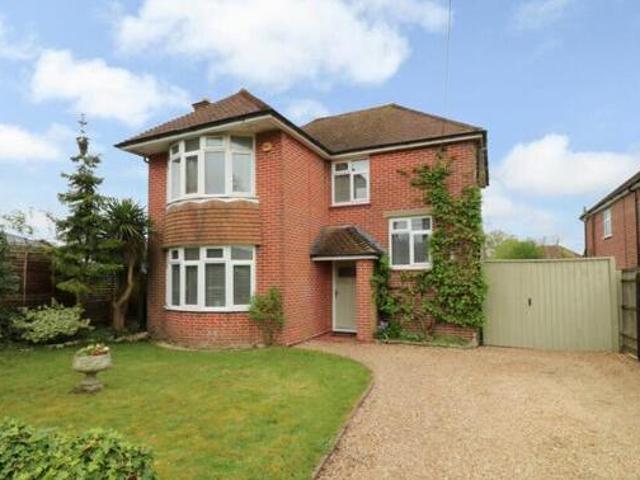 House for sale in Chilworth Old Village, Test Valley