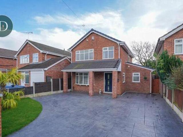 House for sale in Whitby, North Yorkshire