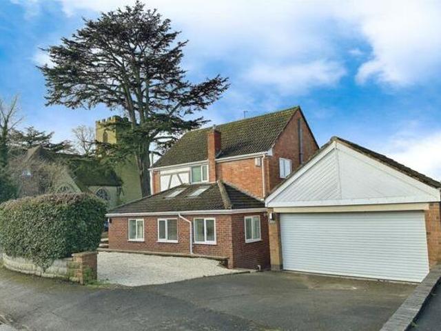 House for sale in Lillington, Green Close