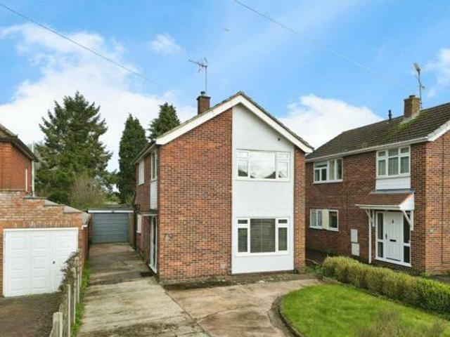 House for sale in Green Close, Warwickshire