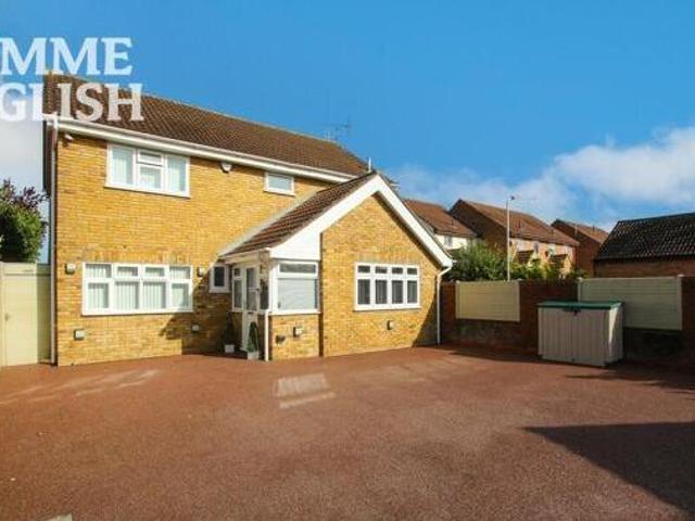 House for sale in Wickford