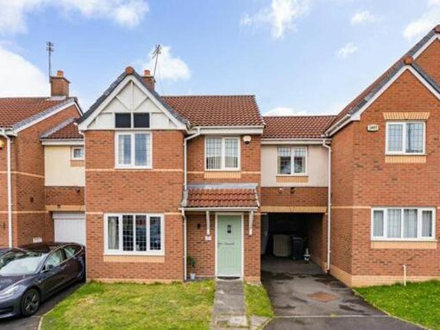 House for sale in Widnes, Liverpool City Region