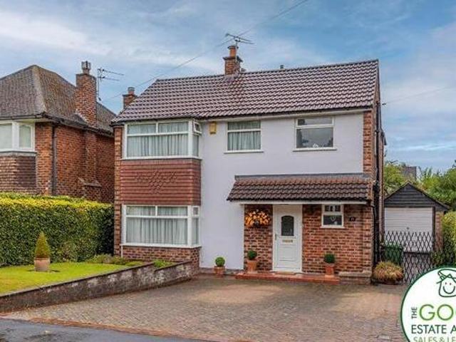 House for sale in Colshaw Farm, Wilmslow
