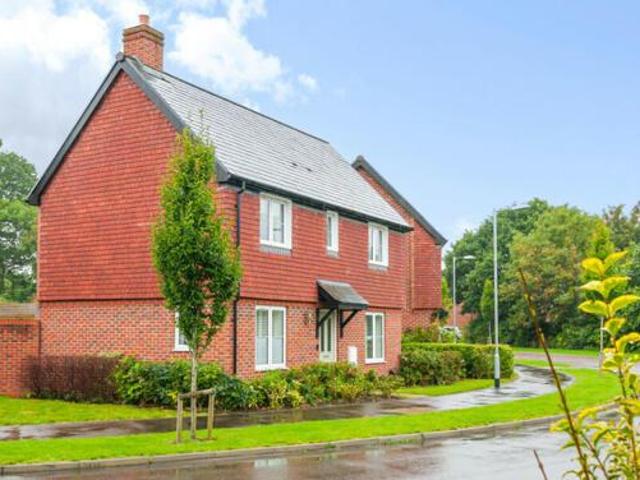 House for sale in Fisher's Pond, Colden
