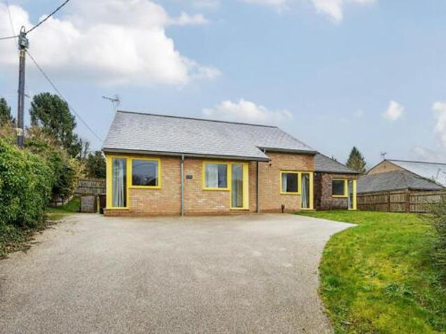 House for sale in Kings Worthy, Hampshire
