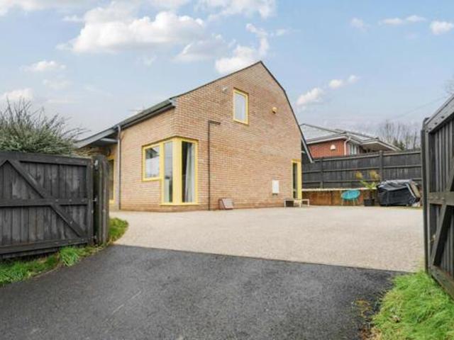 House for sale in Kings Worthy, Hampshire