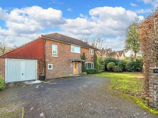 House for sale in Horsell, Woking