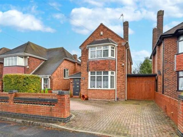 House for sale in Bilston, West Midlands