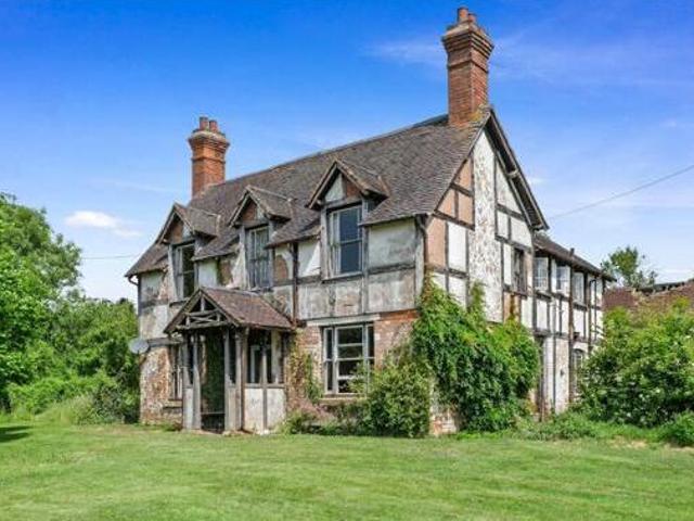House for sale in Worcestershire