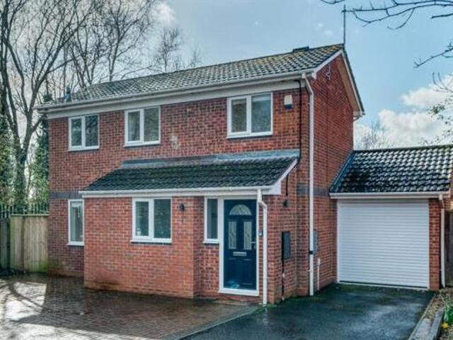 House for sale in Lyppard Grange, Worcester