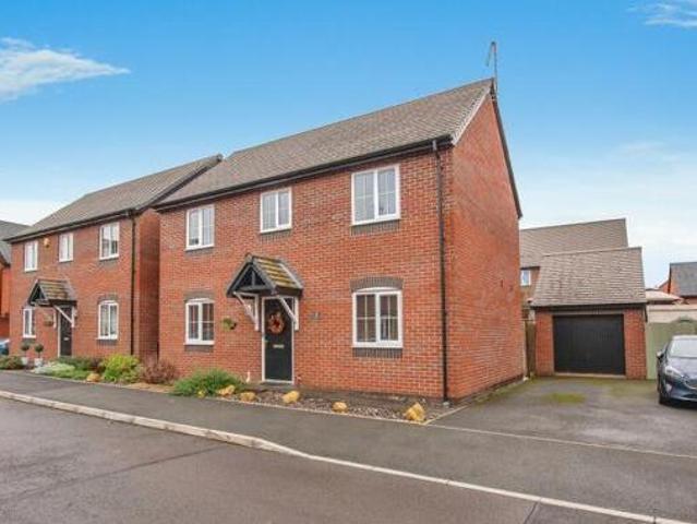 House for sale in Worcester, Worcestershire