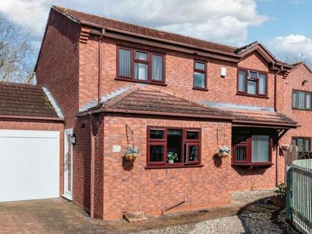 House for sale in St. Peter the Great County, St Peters