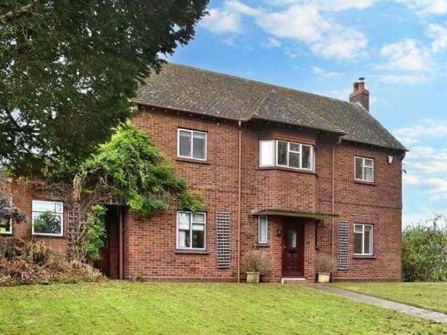 House for sale in Worcester, Worcestershire