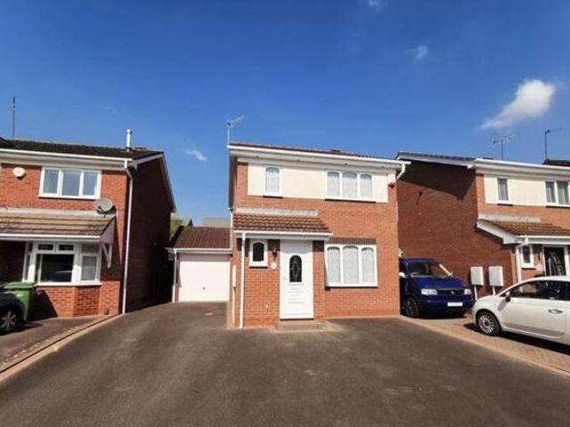 House for sale in Stourbridge, West Midlands