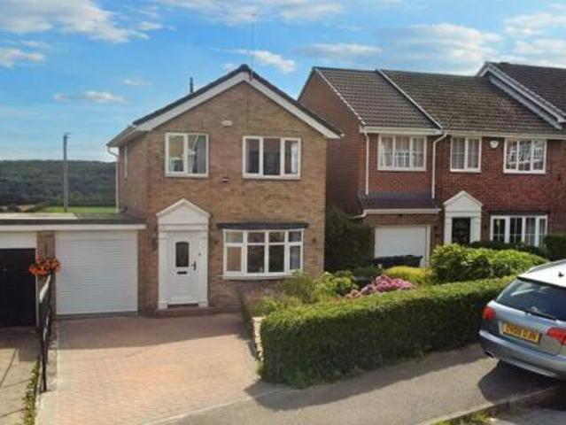House for sale in Worsbrough, South Yorkshire