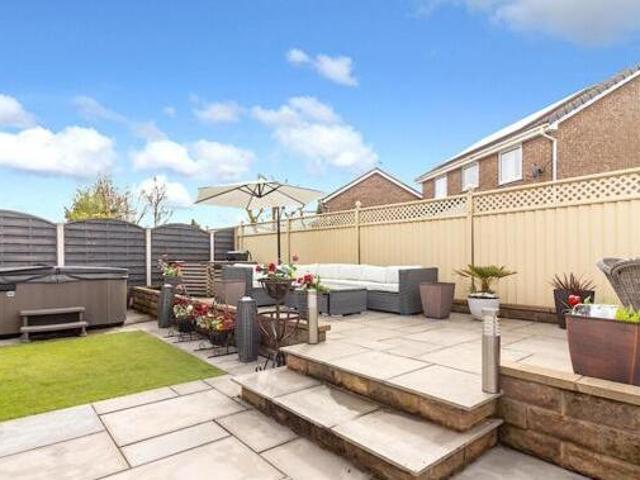 House for sale in High Field, York