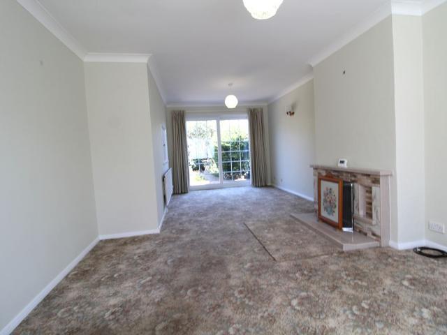 House for rent in Oversetts, Egginton